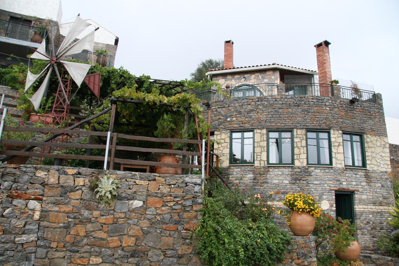 TzermiádonΑργουλιάς公寓式酒店 外观 照片